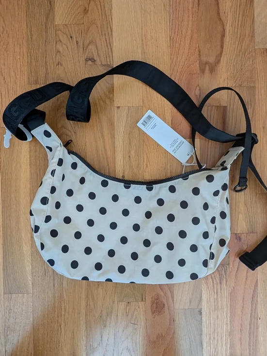 Baggu X UO Polka Dot Cream Medium Crescent Bag - Picture 6 of 6